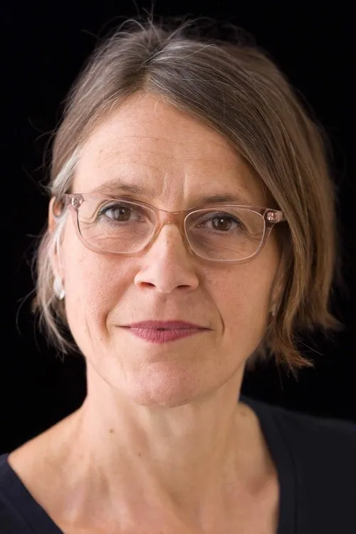 Katharine Gray — personaje: Judge