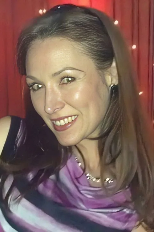 Aaron Drabnis ha trabajado con Katherine Elise Shaw en 1 ocasiones