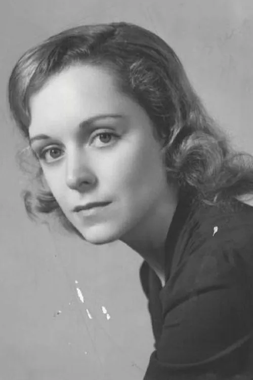 Katherine Locke interpretando a Hazel Weatherwax