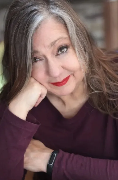 Tina Tanzer ha trabajado con Kathy Biehl en 1 ocasiones