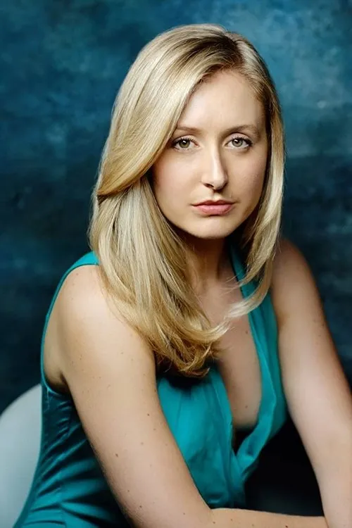 Roel Navarro ha trabajado con Katie Amess en 1 ocasiones