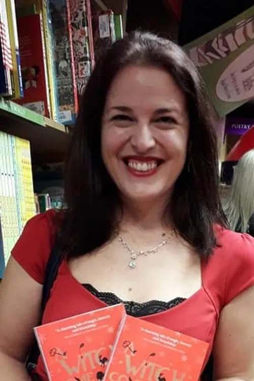 Tom Clear ha trabajado con Katie Dale en 1 ocasiones