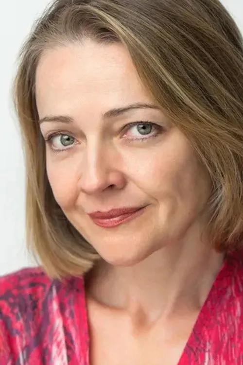 Katie MacNichol en su biografía y filmografía