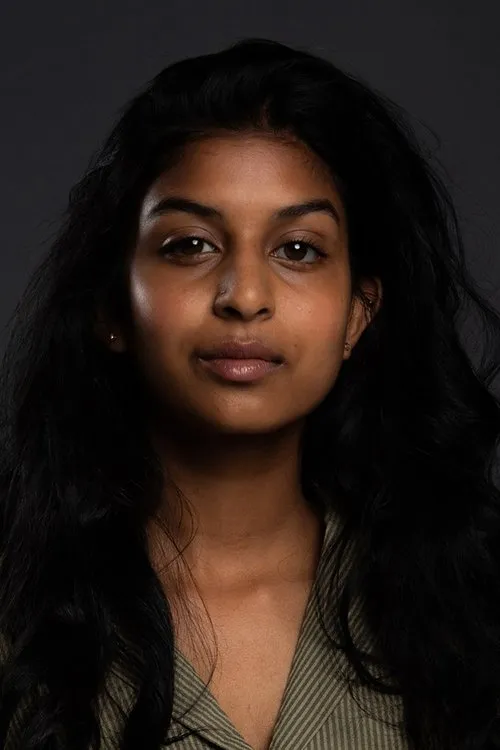 Kavitha Anandasivam — personaje: Amandip 'Dip'