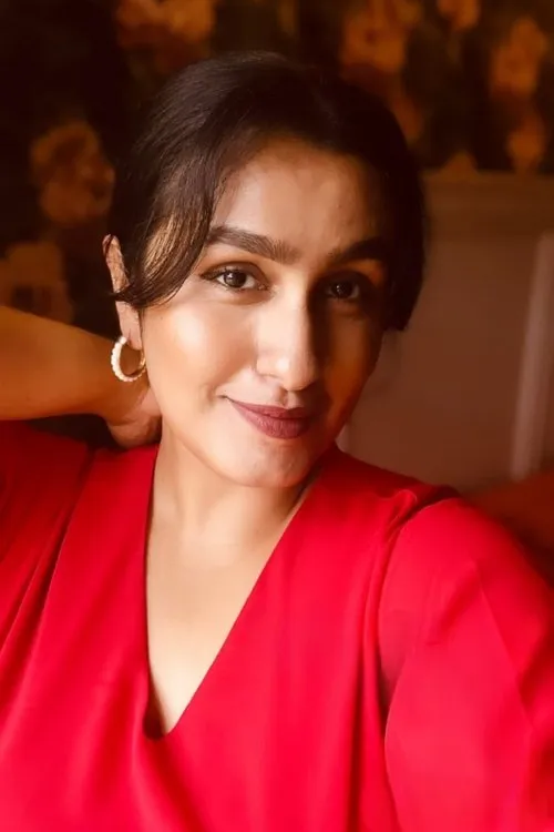 Saniya Iyyappan ha trabajado con Kavitha Nair en 2 ocasiones