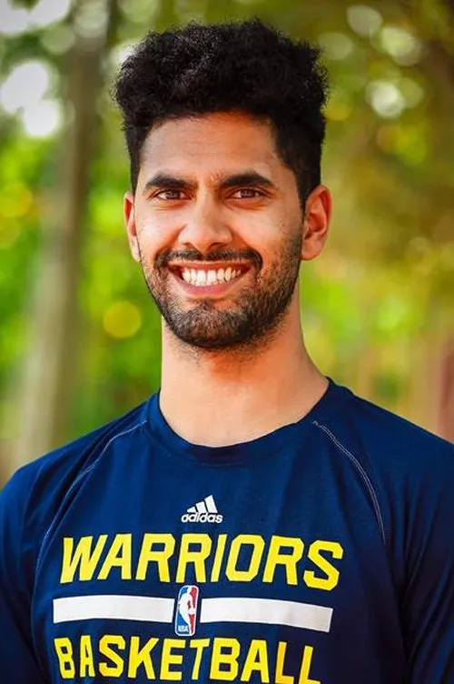 Anju Lal ha trabajado con Kayal Antony en 1 ocasiones