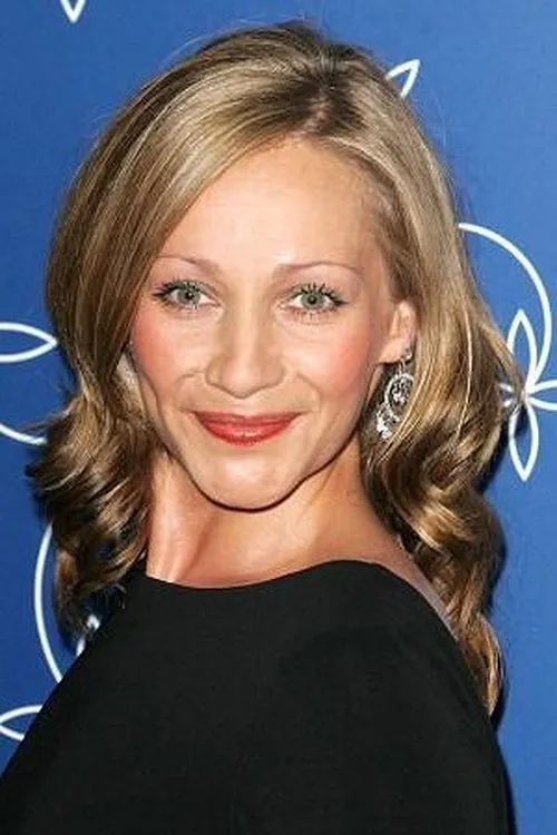 Kaye Wragg interpretando a DS Hayley Greene