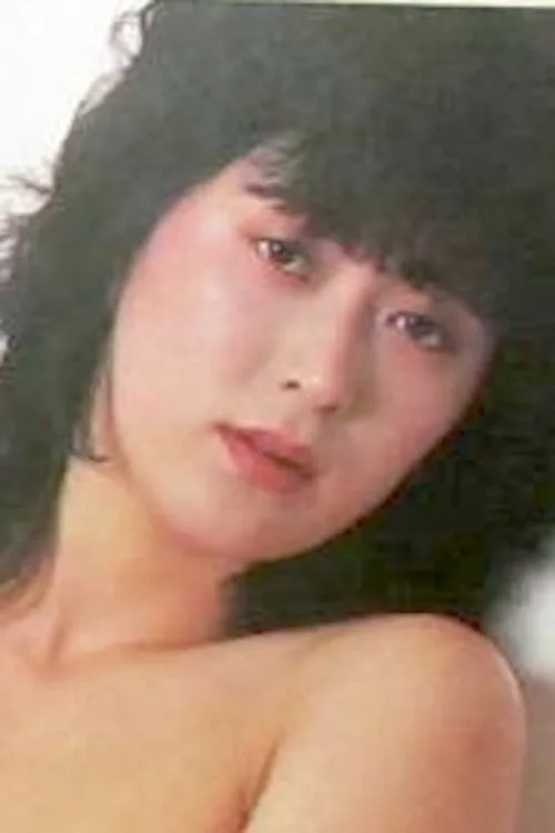 Kayo Kiyomoto interpretando a Haruyo Araki