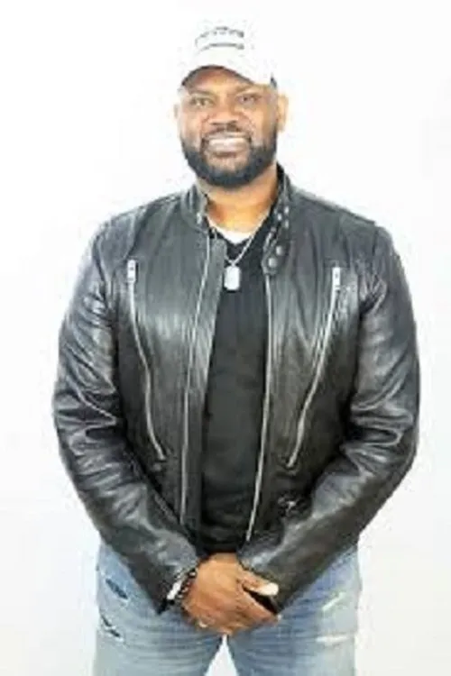 Kd Bowe interpretando a KD Bowe (voice)