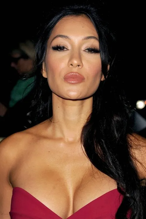 Nichelle Hines ha trabajado con Kea Ho en 1 ocasiones