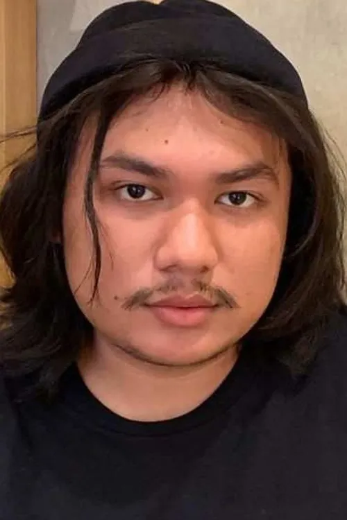 Farrell Rafisqy ha trabajado con Keanu Angelo en 1 ocasiones