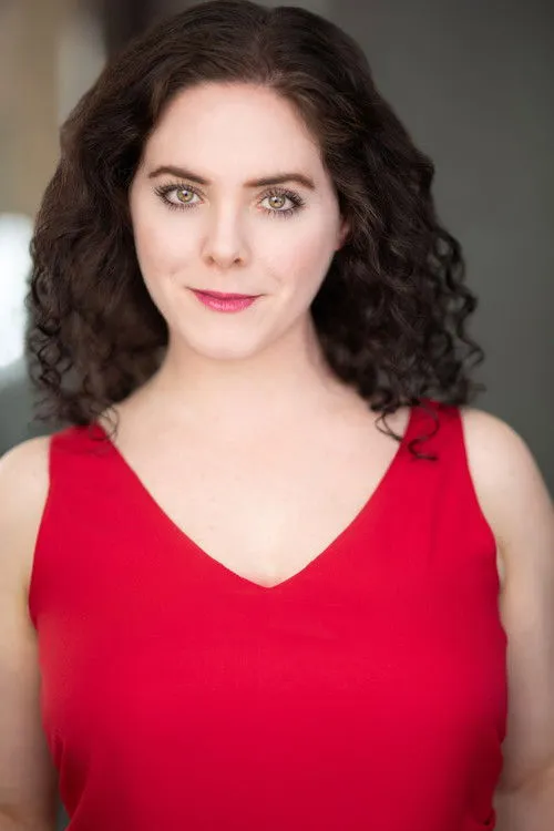 Keara Barnes interpretando a News Anchor