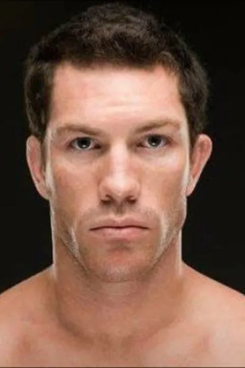 Keith Berry interpretando a Self