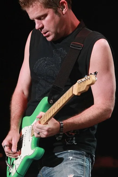 Jason Scheff ha trabajado con Keith Howland en 4 ocasiones