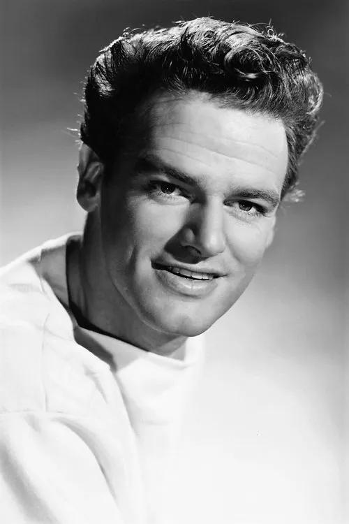 Kenneth Edwards ha trabajado con Keith Michell en 1 ocasiones