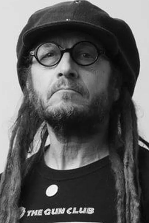 Keith Morris interpretando a Self