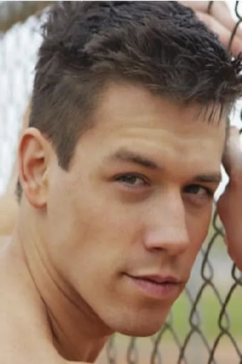 Kyle Dean ha trabajado con Kellan en 2 ocasiones