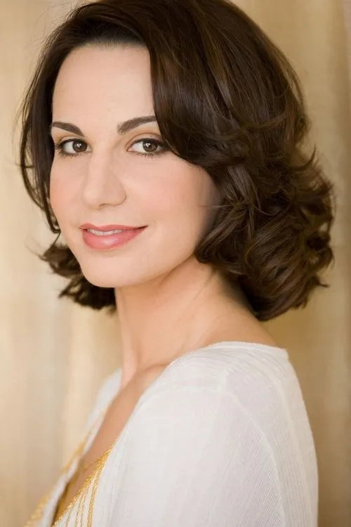 Kelley O’Connor interpretando a Mary