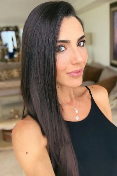 Kelly Baron en su biografía y filmografía