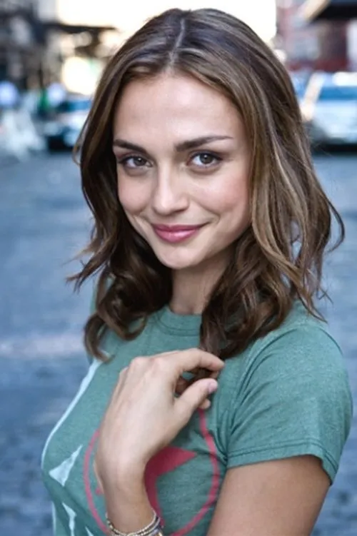 Kelly Briter en su biografía y filmografía