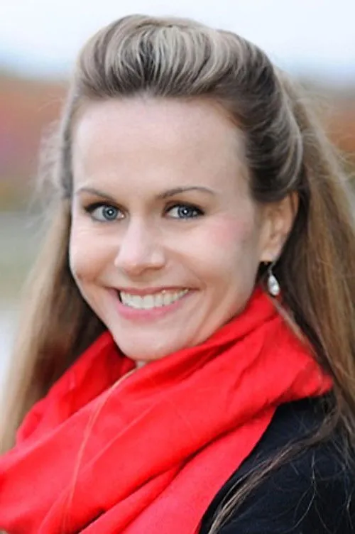 Lisa Murkowski ha trabajado con Kelly Tshibaka en 1 ocasiones