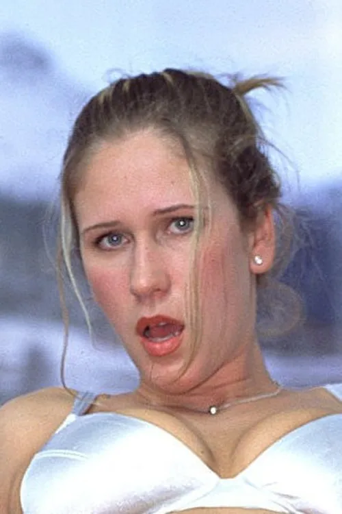 Kelly interpretando a