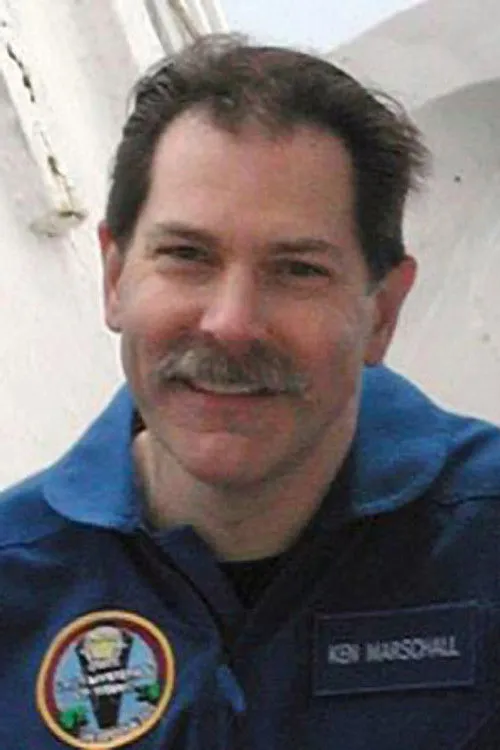 Don Lynch ha trabajado con Ken Marschall en 5 ocasiones