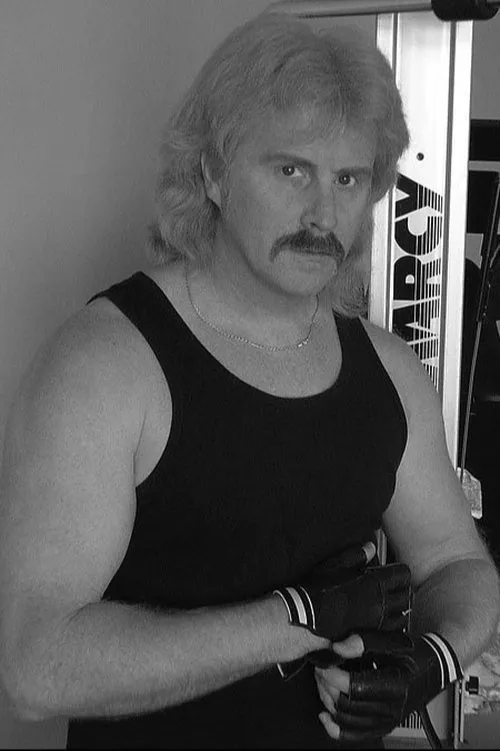 Joseph Izzo ha trabajado con Ken Van Sant en 1 ocasiones