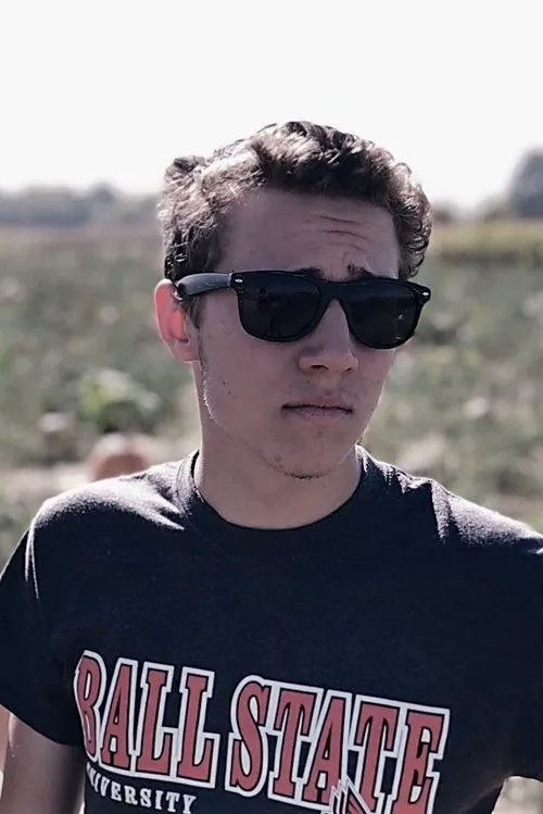 Nick Gill ha trabajado con Kenneth Patterson en 1 ocasiones