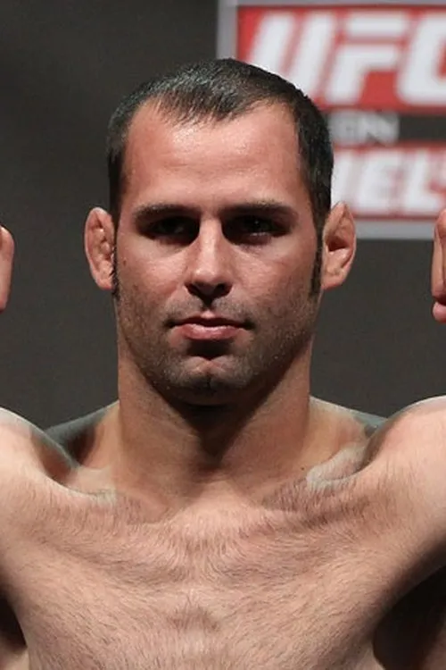 Kenny Robertson interpretando a Self