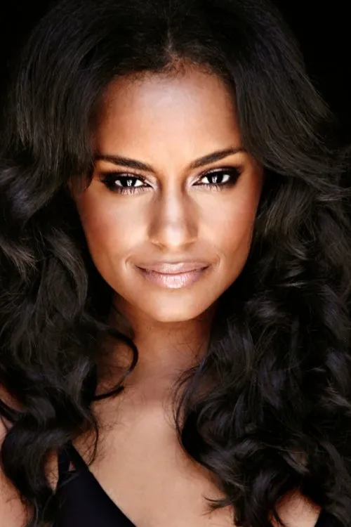 Kent King interpretando a Cynda Griffie