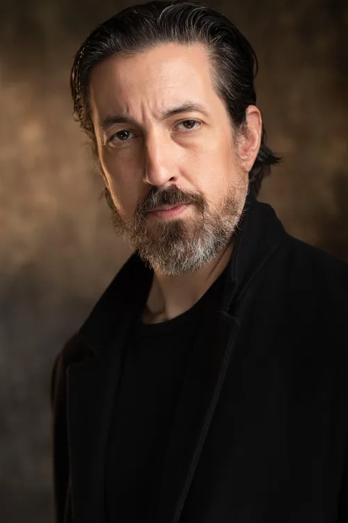 B. Dave Walters ha trabajado con Keoki Trask en 1 ocasiones
