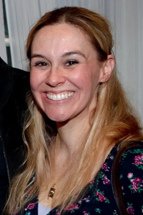 Kerri Hellmuth interpretando a Abigail