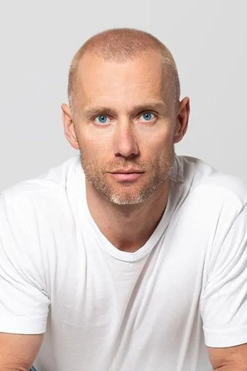 Foto de perfil del actor Kevin Atherton en el reparto