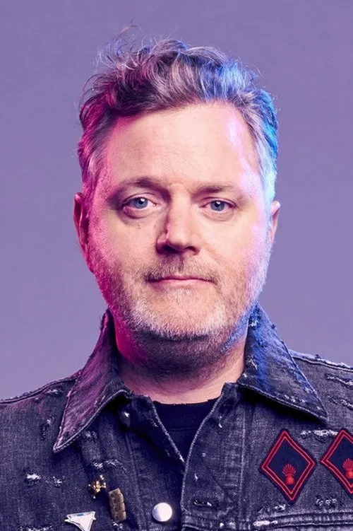 Kevin Hearn interpretando a 