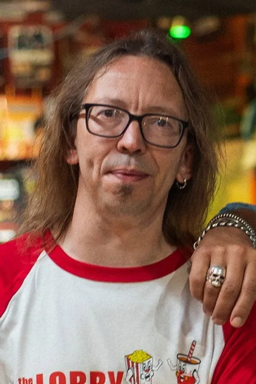 Aaron Truss ha trabajado con Kevin Martin en 1 ocasiones