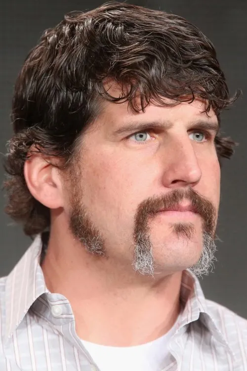 Kevin Moore — personaje: Self - Host