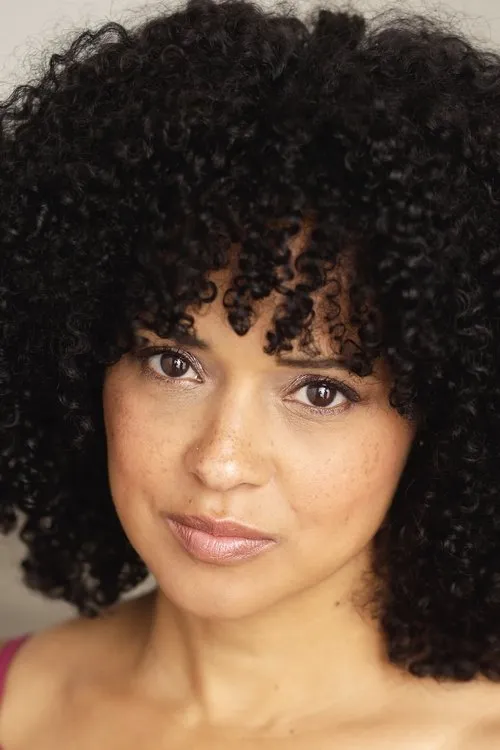 Keylor Leigh interpretando a Kelsey