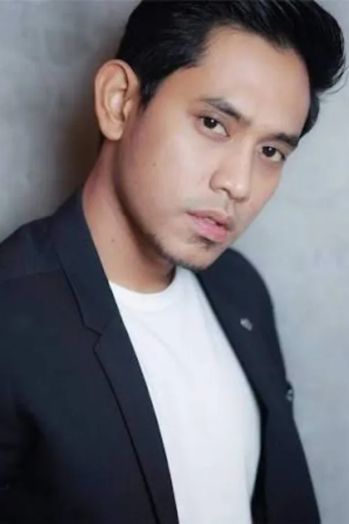 Khai Bahar interpretando a Hamid