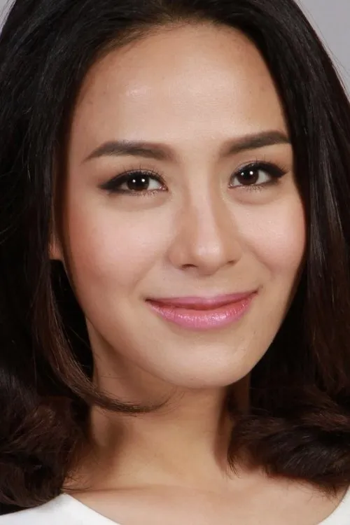 คะนึงนิจ จักรสมิทธานนท์ interpretando a Straw