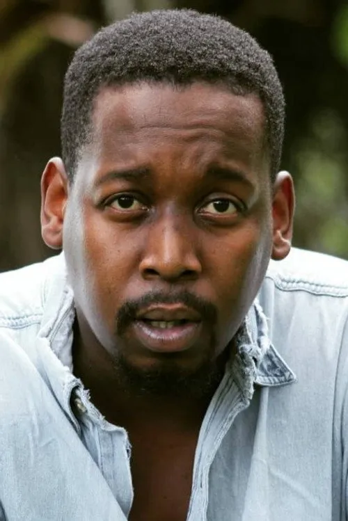 Foto de perfil del actor Khaya Mthembu en el reparto