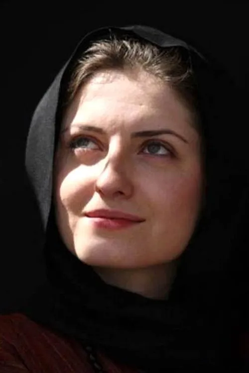 ????? ?????? ha trabajado con Khazar Ma'soumi en 1 ocasiones