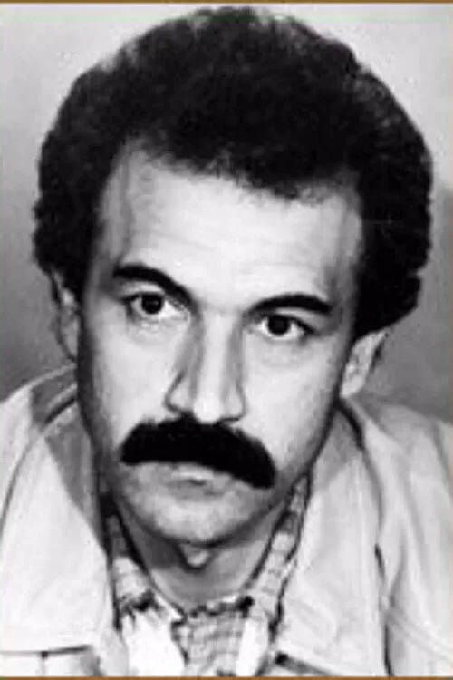 Khoshim Rakhimov interpretando a Gulakhan