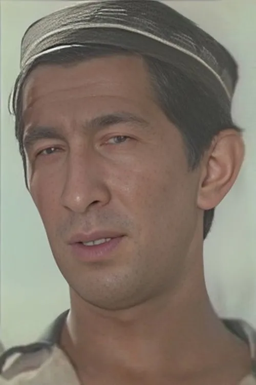 Khuram Kasymov en su biografía y filmografía