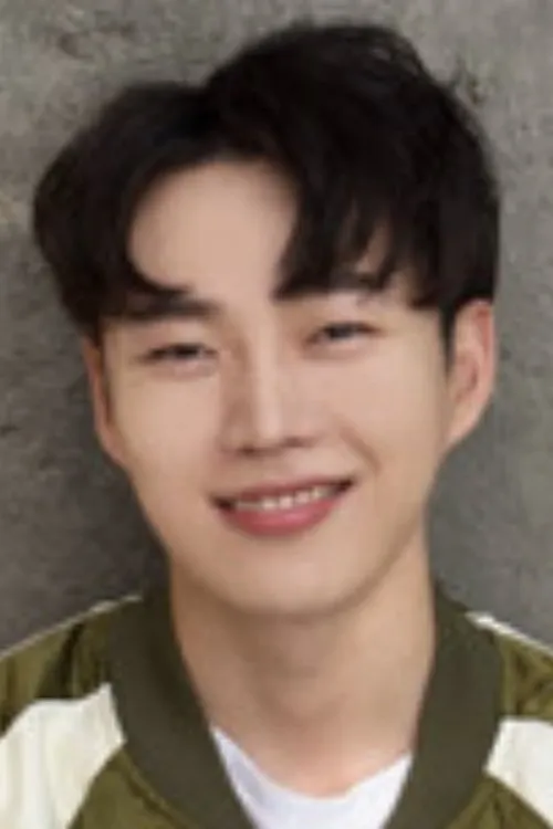 Kim Hae-woo — personaje: Japi