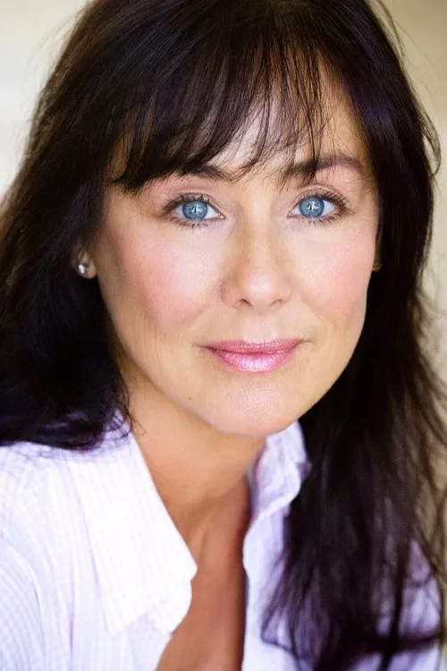 Don Davis ha trabajado con Kim Hopkins en 1 ocasiones