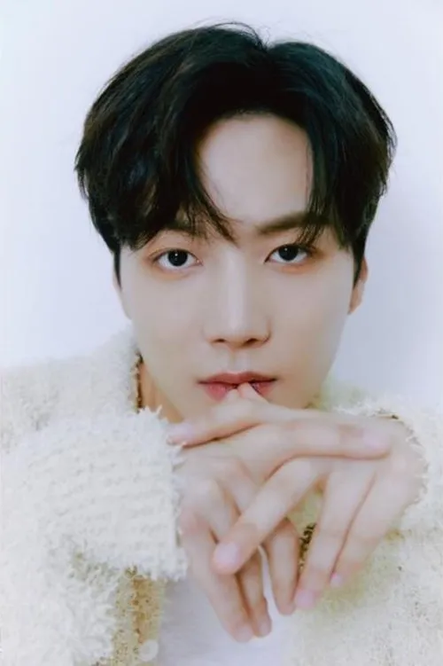 Aaron Kwak ha trabajado con Kim Jong Hyeon en 1 ocasiones