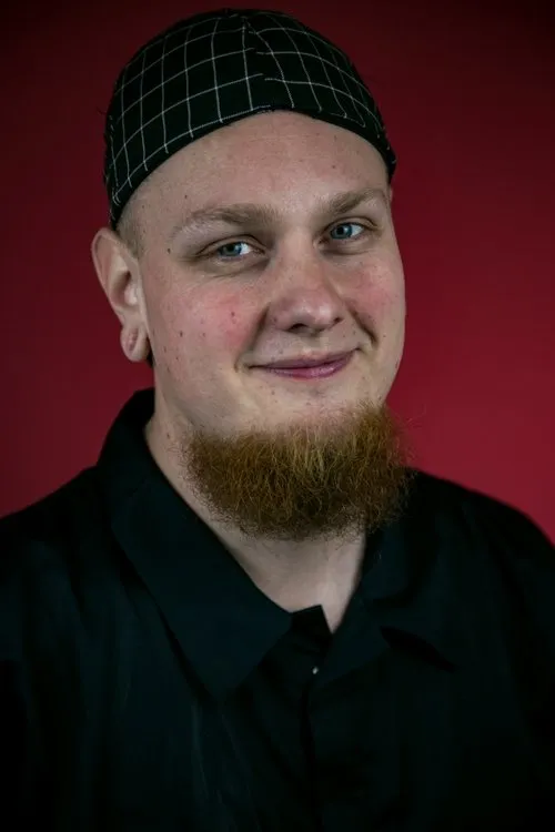 Kim Liljedahl interpretando a The Janitor