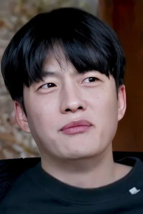 Kim Soo-hyeok interpretando a Dae-ho