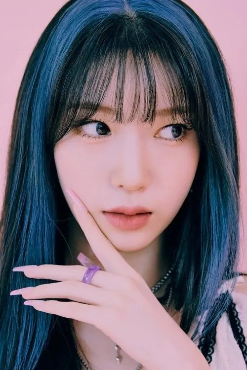 Kim Su-yun en su biografía y filmografía